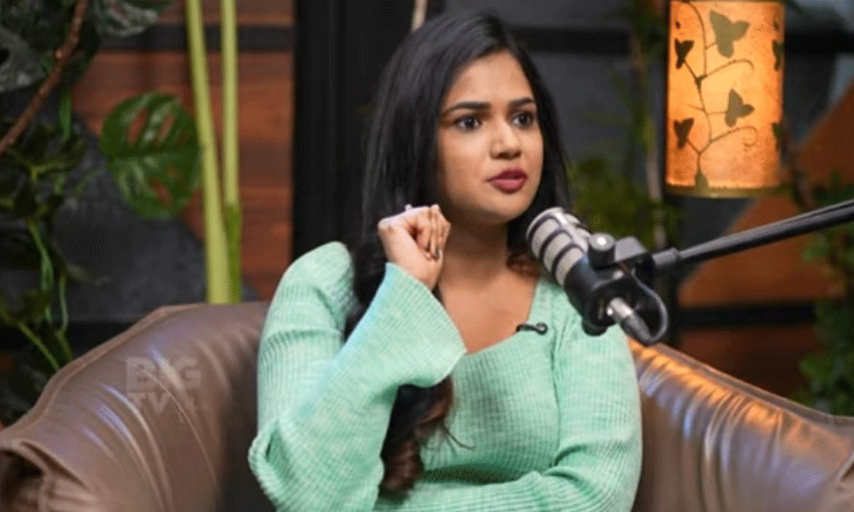 Ariyana Glory Eyes Political Entry: Another Telugu Anchor Steps Up