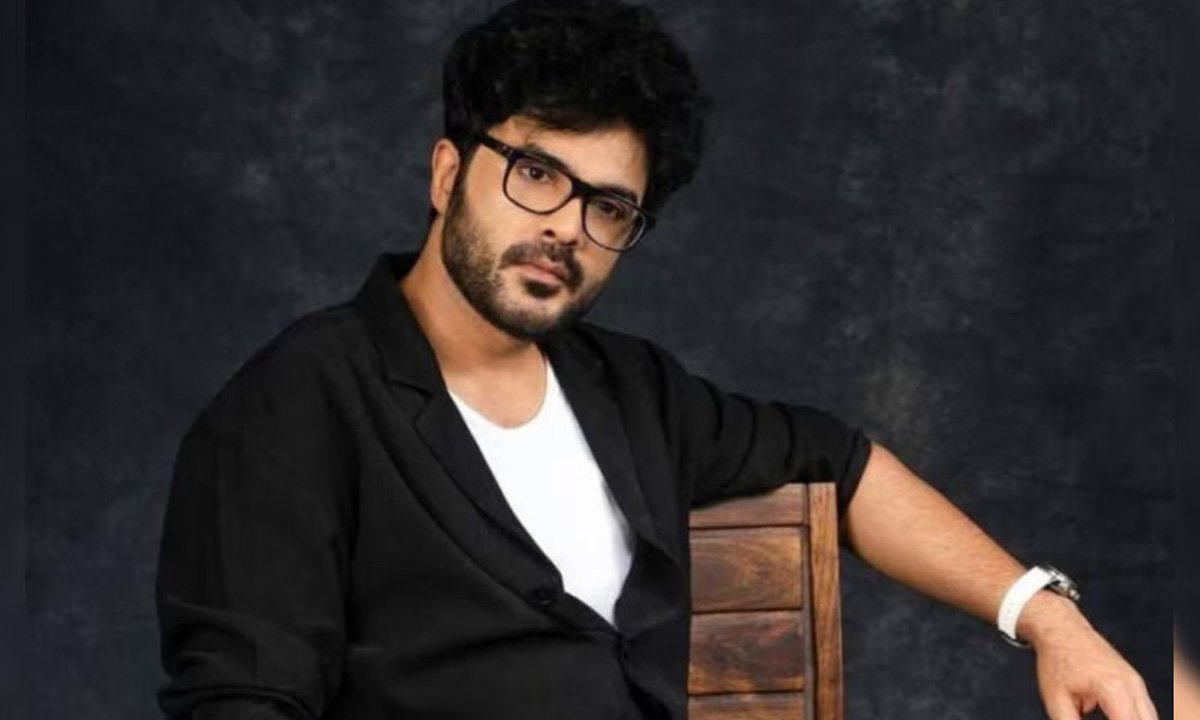 DJ Tillu Star Siddhu Jonnalagadda Shifts to New Comedy Film