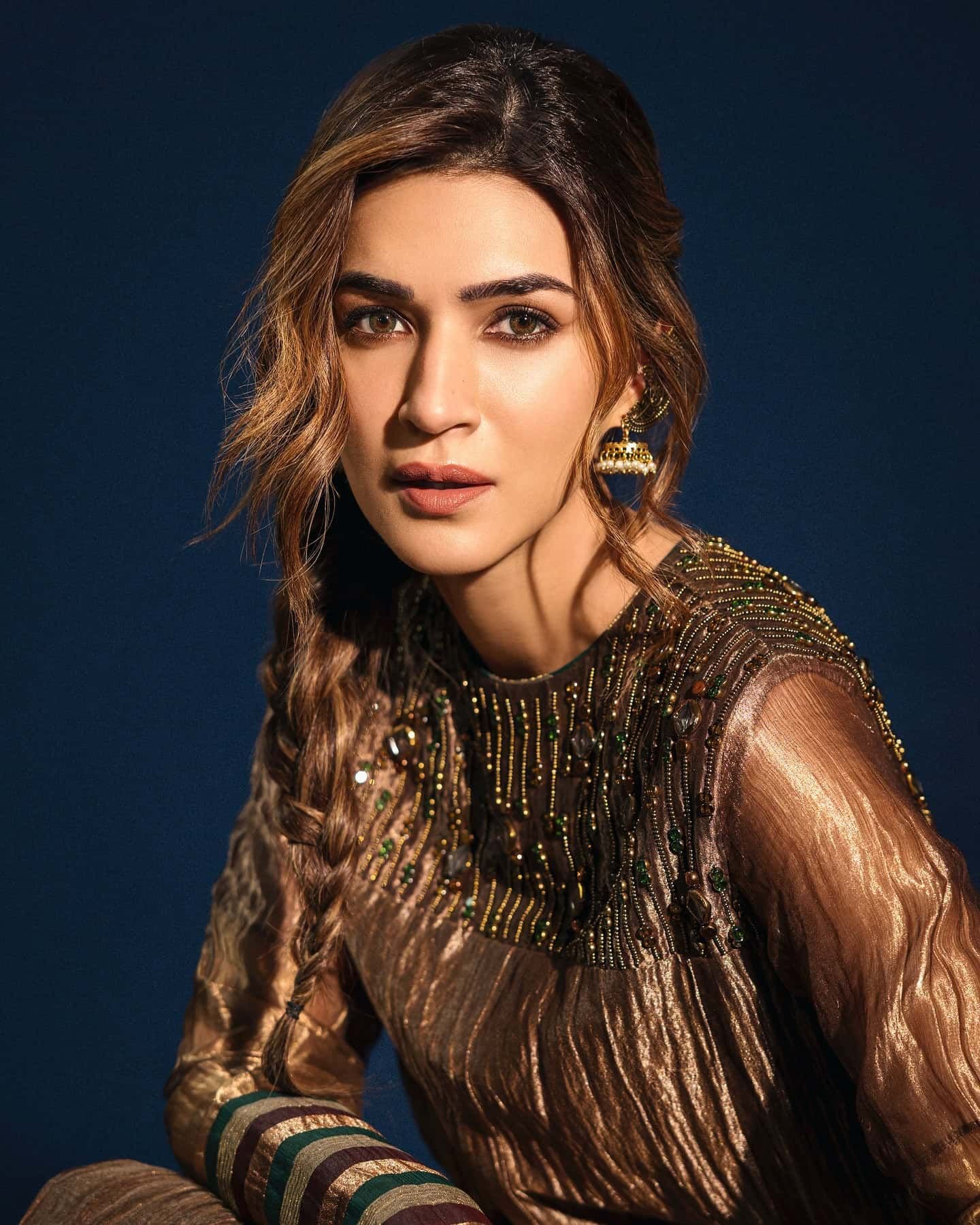 Kriti Sanon Stuns in Shimmering Golden Drapes! See Her Latest Look!