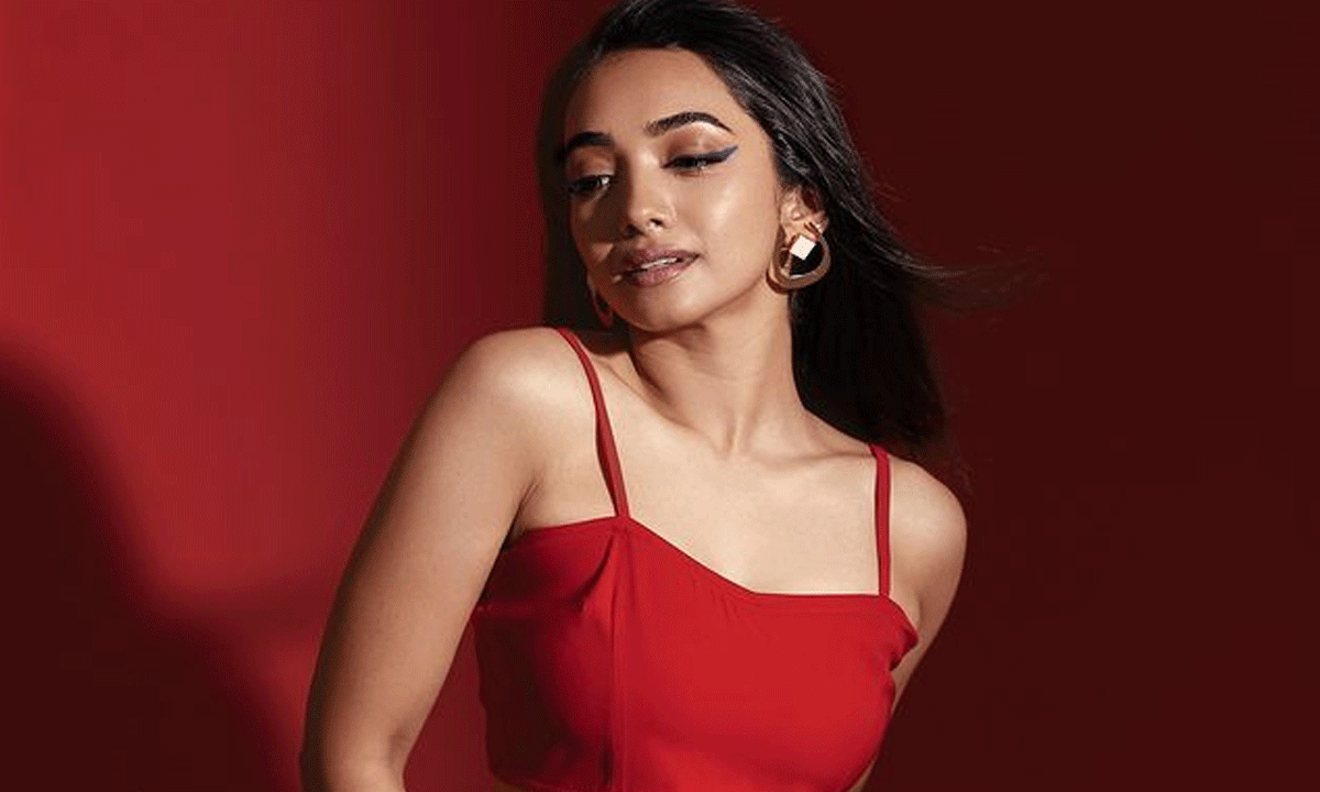 Sankranthi 2026: Anaganana Oka Raju Item Song Lead Revealed